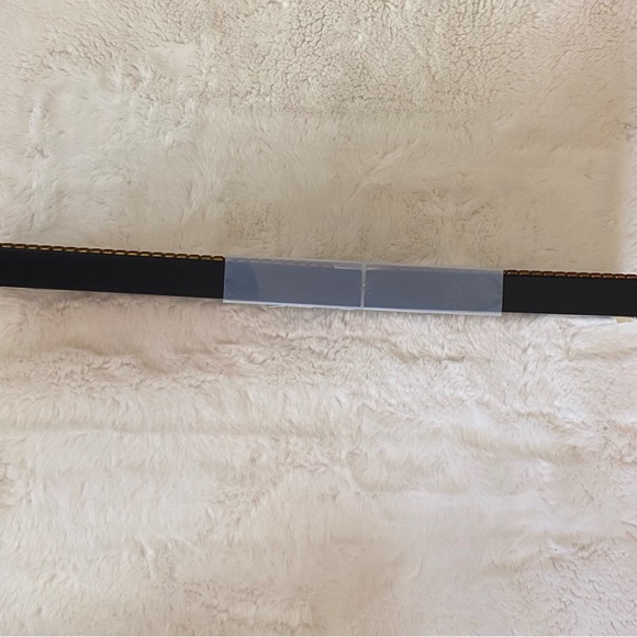 NEW Oliver Gal Set: 2 Black Gold Frame Line Art Nude Woman Art Canvas Matching - Picture 8 of 8